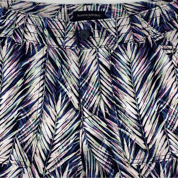 Banana Republic Factory Leaf Patterned Cotton High Rise Shorts, 12 - Picture 7 of 16